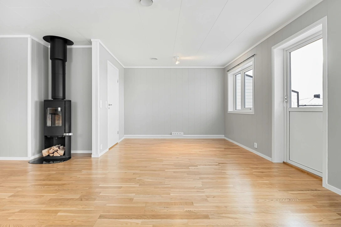 Ламинат или линолеум — сравнительный обзор для вашего дома | Источник: Alex Tyson/Unsplash