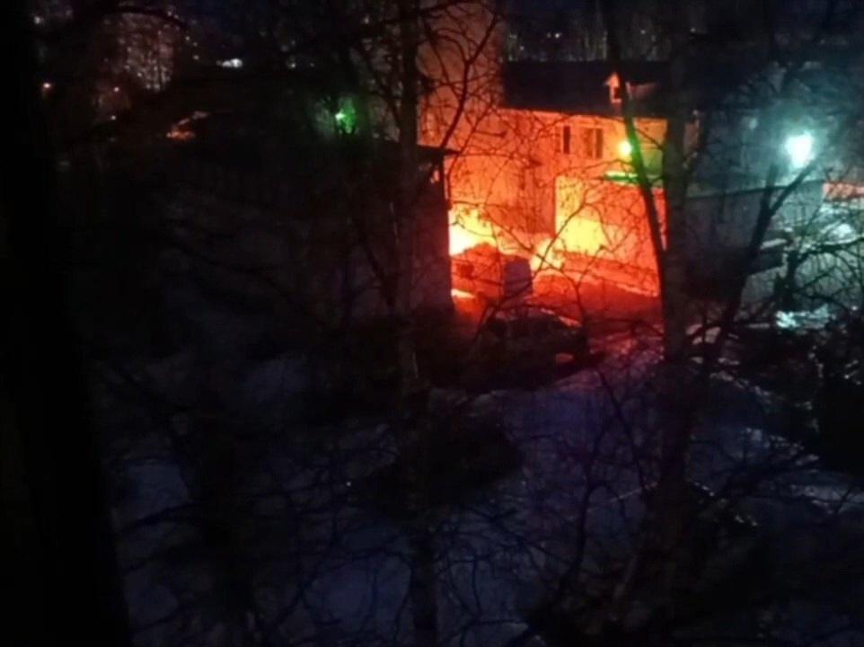 В Архангельске произошел пожар у полицейского участка