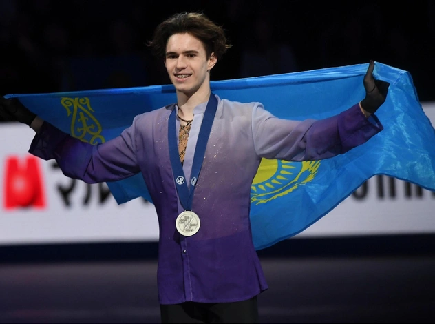 Казахстанец Михаил Шайдоров выиграл серебро чемпионата мира по фигурному катанию и путевку на Олимпиаду-2026