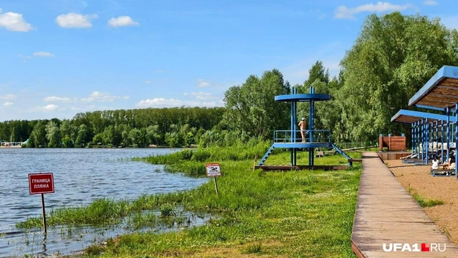 Увы, спасателей мы не застали, а их площадку использовали загорающие | Источник: Булат Салихов / UFA1.RU