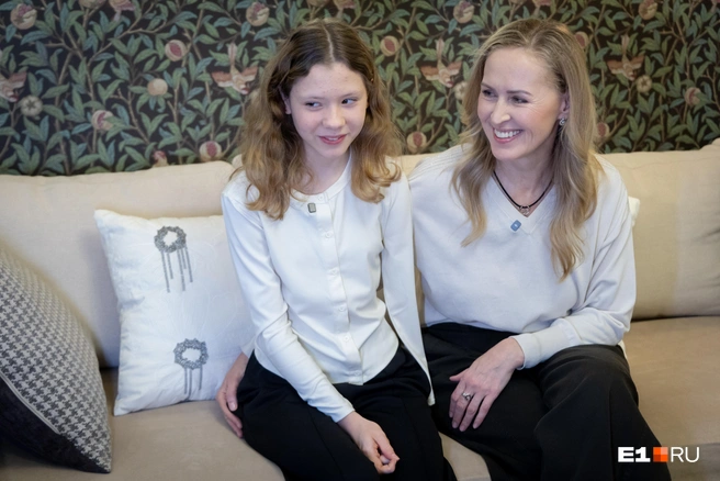 Саша&nbsp;— очень веселая и жизнерадостная девочка | Источник: Владислав Лоншаков / E1.RU 
