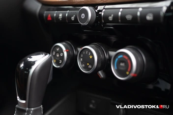 Сравнивать «Ладу» с «японками» хозяева не любят | Источник: Елена Буйвол / VLADIVOSTOK1.RU