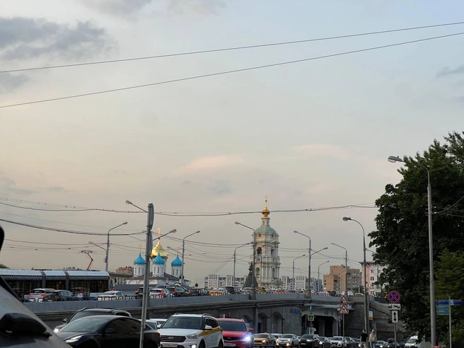 Пробки на Новоспасском мосту | Источник: Читатель MSK1.RU