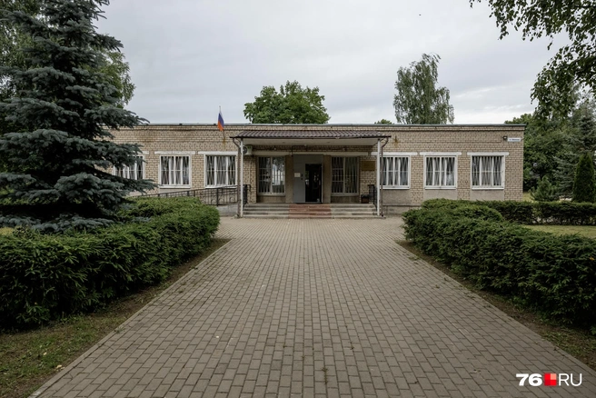 В селе расположена администрация  | Источник: Александр Куренной / 76.RU