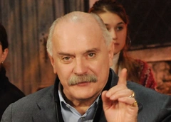 Никита Михалков написал заявление на режиссера Виталия Манского