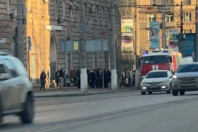 Экстренная эвакуация МФЦ в центре Волгограда