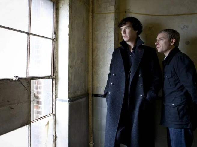 Герой этого сериала знаком каждому  | Источник: кадр из сериала «Шерлок» (18+), реж. Пол Макгиган, Джереми Лавринг, BBC