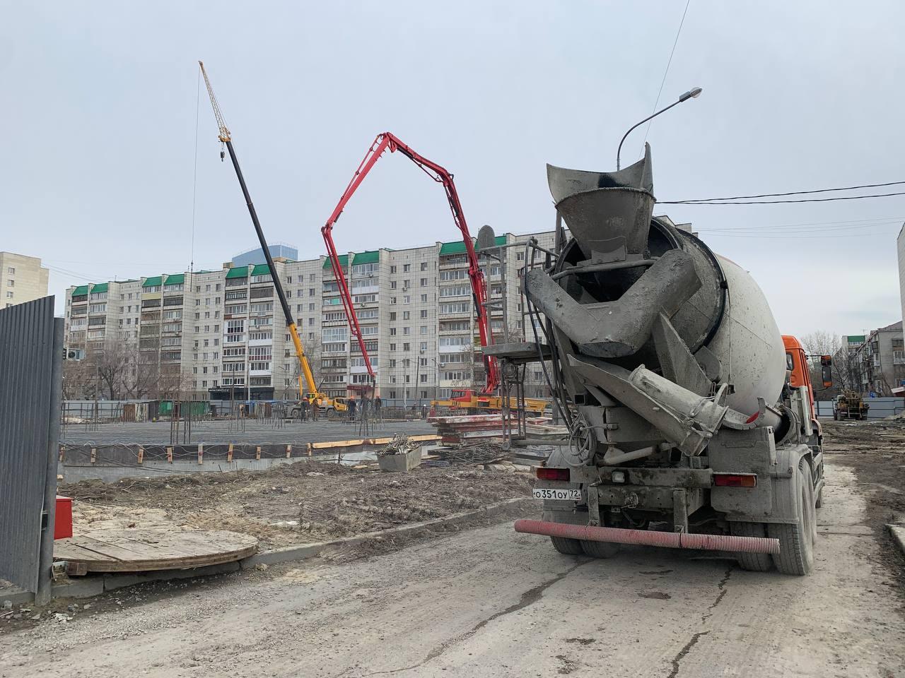 «Если ты не северянин, тебе ничего не светит»: тюменцы разругались из-за слов экономиста о новостройках