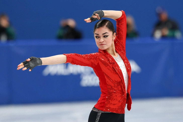 Аделия Петросян | www.starhit.ru