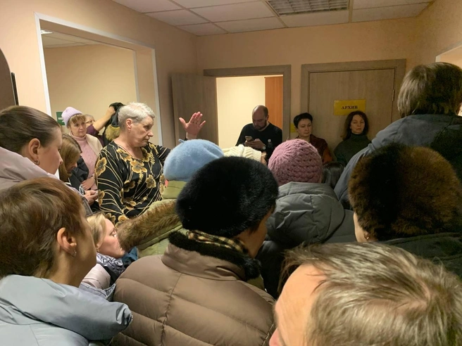 На собрание с депутатами пришли десятки местных жителей | Источник: читатель MSK1.RU Никита Козлов