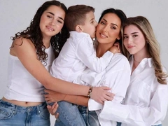 Алсу показала редкое видео с сыном от Яна Абрамова: «Рафаэль еще о себе заявит!»