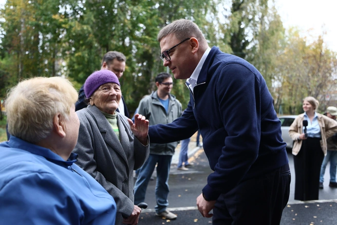 Алексей Текслер: «Вместе с жителями региона продолжаем активно менять жизнь городов и поселков к лучшему» | Источник: Наиль Фаттахов / пресс-служба правительства Челябинской области