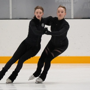 Фигуристки Эмма Аалто и Милли Коллинг: первая однополая пара в танцах на льду