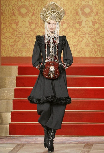 Chanel, pre-fall 2009, Paris - Moscou