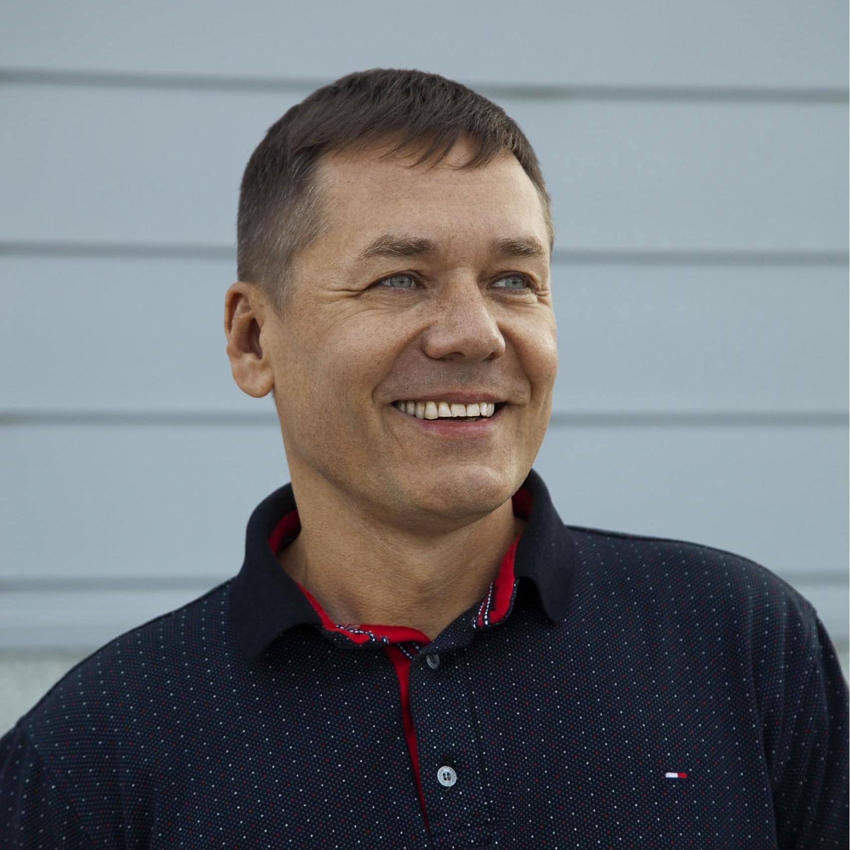 <p>Антон Кузнецов</p>