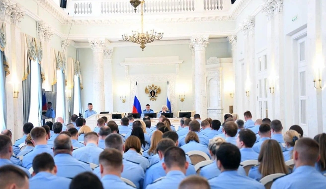 Прокуратура за полгода выявила в Петербурге более 23,5 тысячи нарушений закона. Одна из больных тем — ЖКХ | Источник: пресс-служба прокуратуры Петербурга