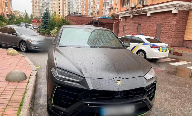 Кудо нашли мертвым в салоне элитного автомобиля