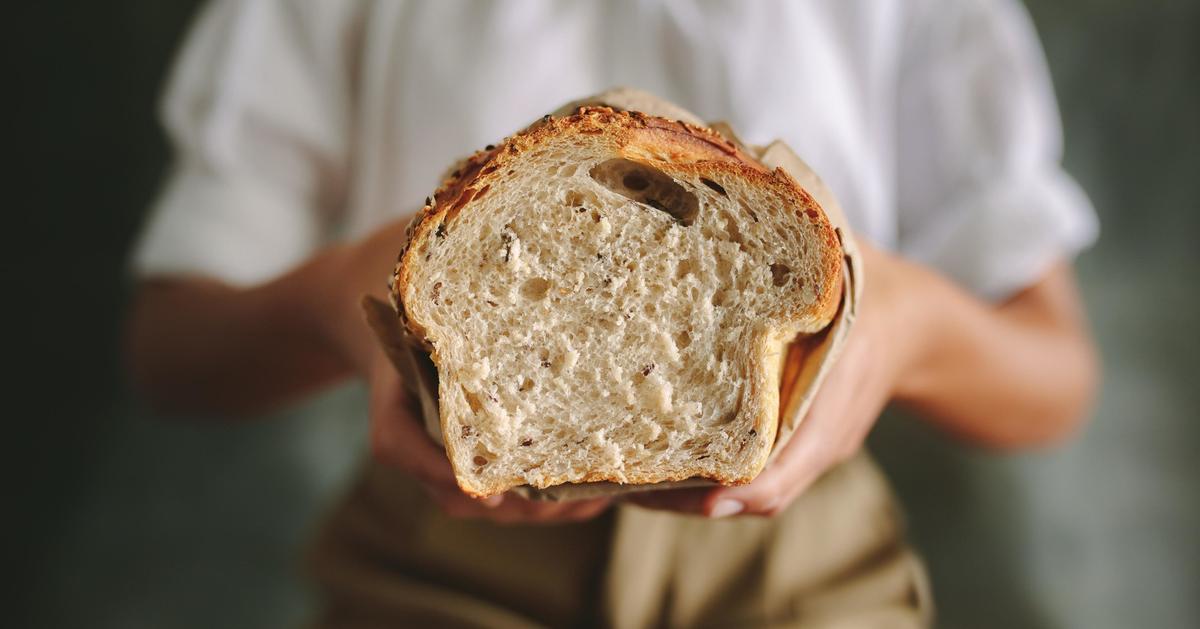 7 простых способов оживить черствый хлеб и не выбрасывать его впустую