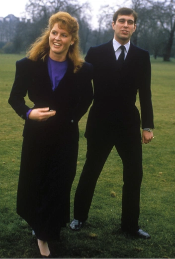 Сара и Эндрю в день объявления о помолвке, 17 марта 1986