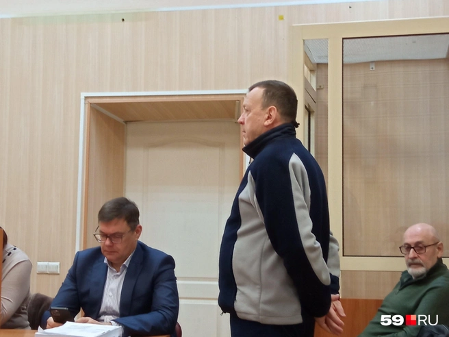 Среди подсудимых — бывший замдиректора компании «Протон-ПМ» Валерий Голдобин | Источник: Вероника Свизева