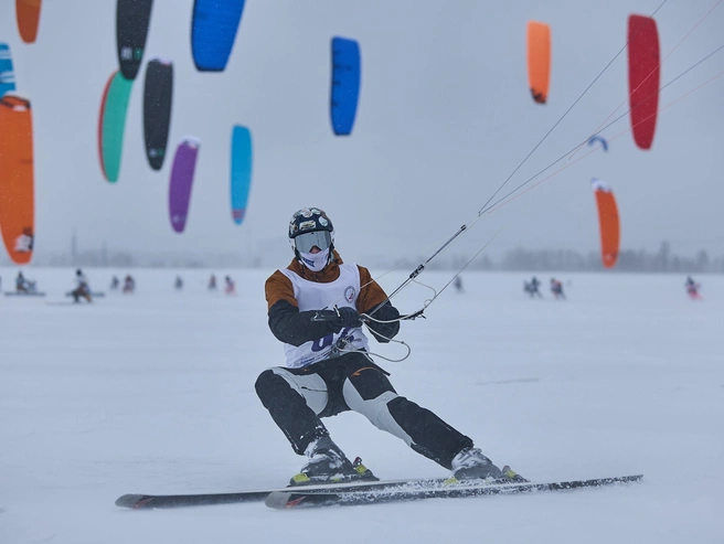 Среди городов, откуда приехали спортсмены: Москва, Ленинградская область, Екатеринбург, Челябинск, Мурманск, Петрозаводск и Красноярск. | Источник: Александр Ощепков / NGS.RU