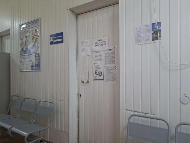 Скандал в поликлинике на проспекте Металлургов произошел из-за многочасового ожидания приема | Источник: Тимофей Крылов / V1.RU
