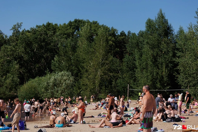 Свободного места у воды не найти  | Источник: Ирина Шарова / 72.RU 
