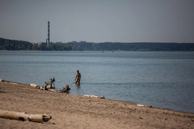 Стрельба на Обском море: трое неизвестных напали на людей