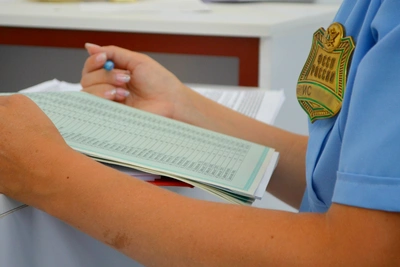 Приставы взыскали в Астрахани 120 тысяч рублей задолженности по зарплате