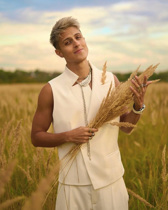 Так певец выглядит сейчас | Источник: Хабиб / Instagram (деятельность запрещена на территории РФ)