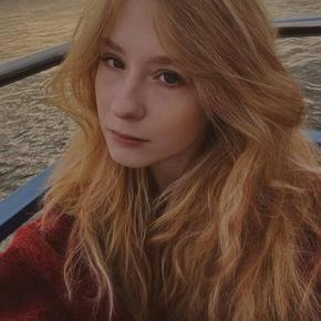 Кира Зубкова