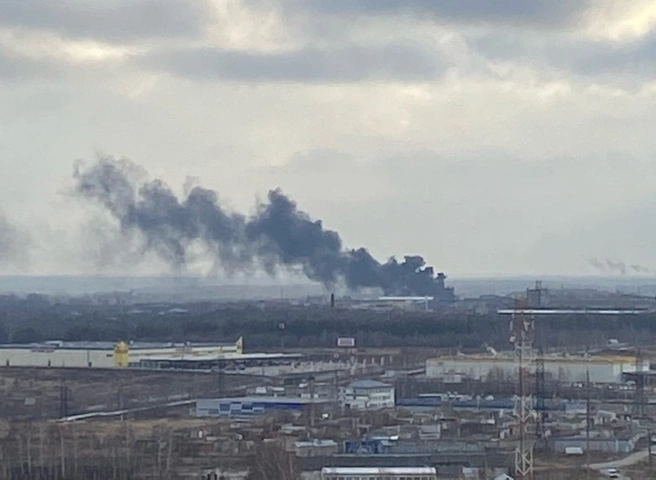 В промзоне на окраине Рязани загорелся автоприцеп | ya62.ru