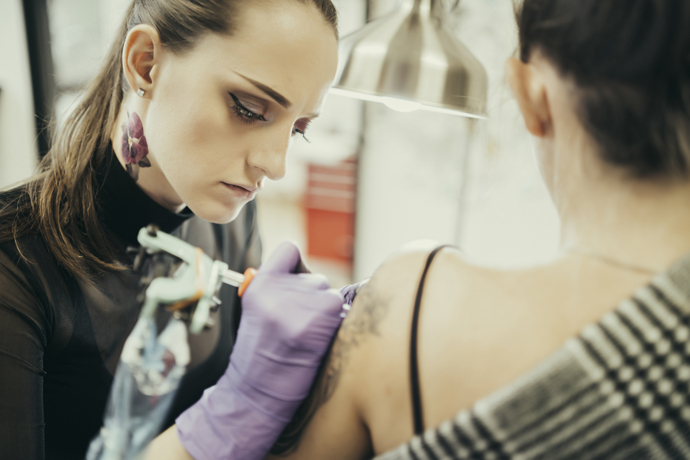 Какой психологический фактор подталкивает человека сделать тату?