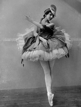 Загадочная смерть, безумие и одиночество: сломанные судьбы великих русских балерин