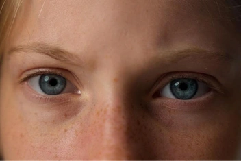 «Иногда я просыпаюсь от желания кричать и бить посуду, а порой вымещаю злость на собаке — бью ее, пока она дрожит от страха»