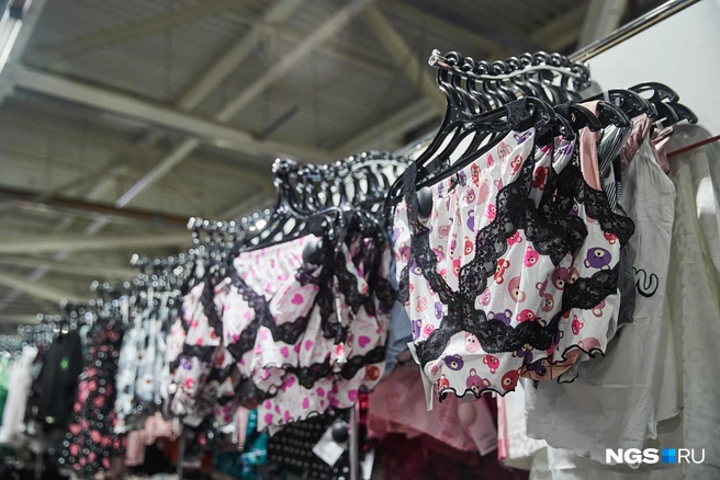 Некоторые предприниматели вынуждены менять формат  | Источник: Александр Ощепков / NGS.RU