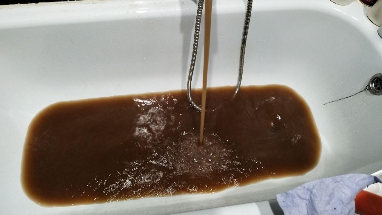 Ржавая вода, реформы, снесенные киоски. Чем на посту мэра екатеринбуржцам запомнился Алексей Орлов