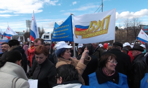 500 петербургских врачей вышли на митинг против низких зарплат