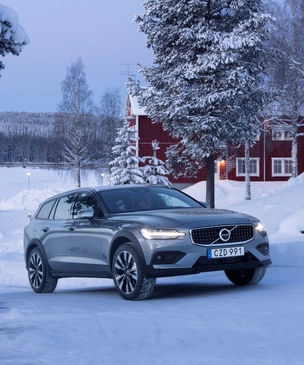 Volvo V60 Cross Country: один автомобиль чтобы править всеми