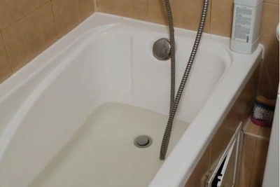 Канализационные воды затопили многоэтажку в Екатеринбурге