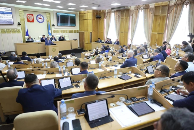 Айсен Николаев рассказал подробности первенства по рождаемости среди дальневосточных регионов | Источник: Айсен Николаев, Глава Республики Саха (Якутия) / T.me