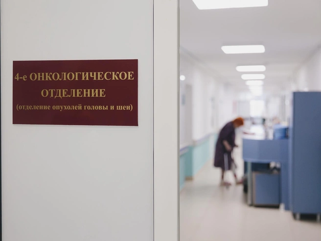 Доцент ВолгГМУ Андрей Запорощенко рекомендует не игнорировать ранние симптомы и своевременно проходить обследование. | Источник: Дарья Пона / 74.RU