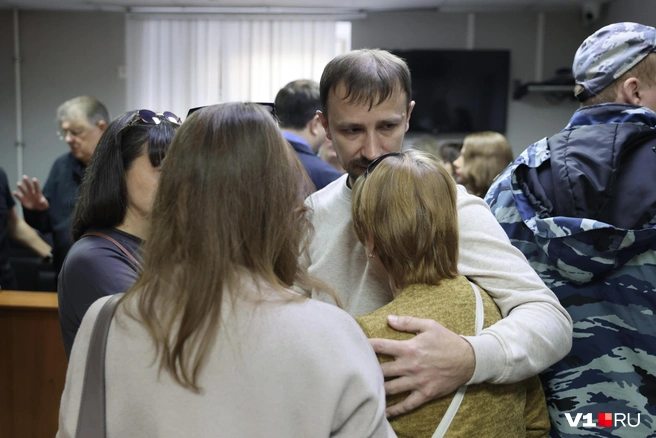 Последние секунды перед длинным расставанием | Источник: Алексей Волхонский / V1.RU