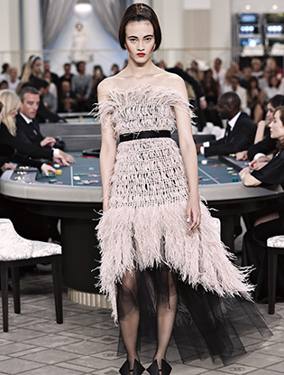 Неделя Высокой моды в Париже: Chanel FW2015/16