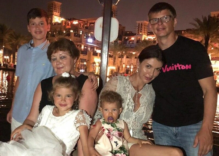 Алиса Аршавина: «Мне не хватает денег на пластику и становится все хуже»