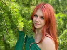 «Не считаю, что 19 лет — рано. Любовь влияет положительно»: Тарасова и Железняков поздравляют Трусову
