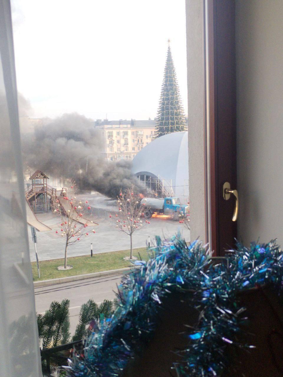 Видео: Белгород уже сутки под массовым обстрелом ВСУ, от удара по центру  города погибли двое детей - 30 декабря 2023 - 74.ру