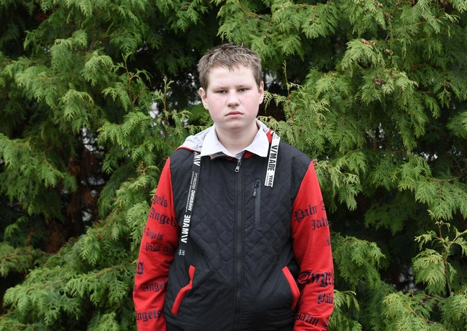 «Признали инвалидом и на этом лечение закончили». 13-летнему Диме нужна помощь | Источник: семейный архив