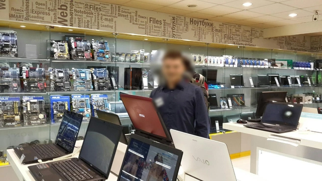 Одна из старых фотографий | Источник: соцсети мужчины