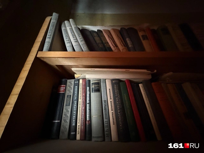 Часть книг тут принадлежала отцу Сергея | Источник: Марина Рыбалкина / 161.RU
